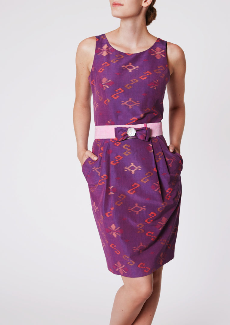 City dress with tube skirt in Ikat-silk, orchid purple - Front view