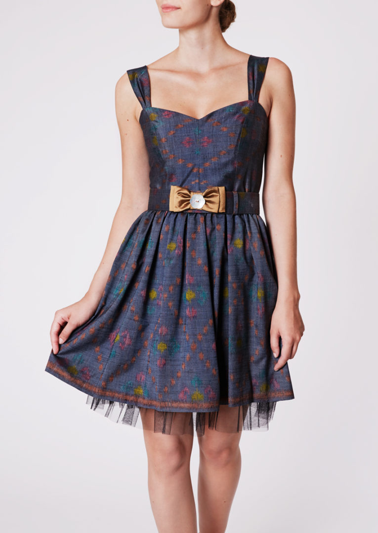 Sleeveless cocktail dress with structural full skirt in Ikat-silk, onyx grey - Front view