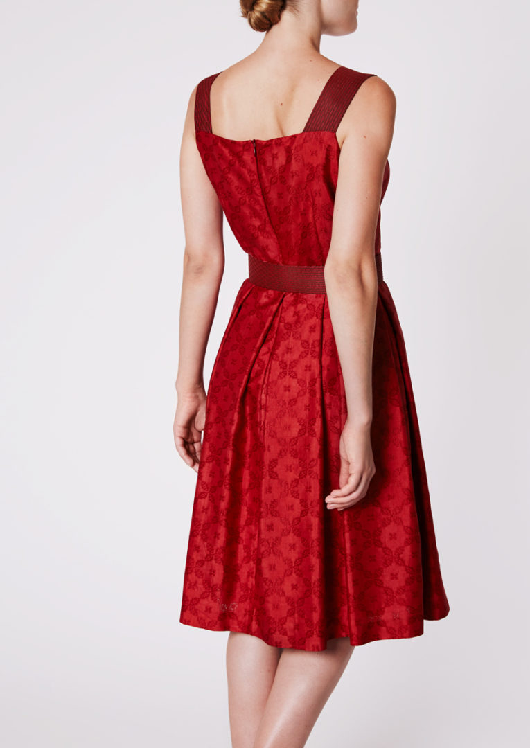 Cocktail dress with square neckline and bright braces in Ikat-silk, crimson- Back view