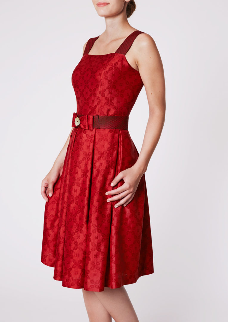 Cocktail dress with square neckline and bright braces in Ikat-silk, crimson - Side view