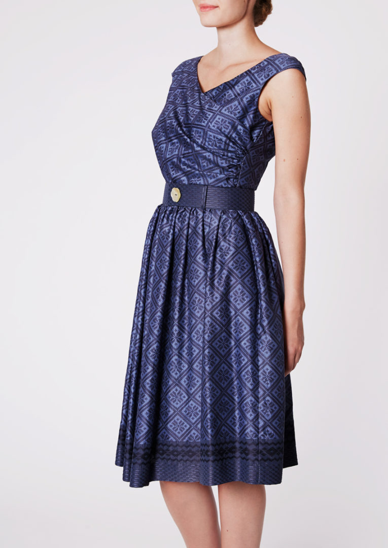 Cocktail dress with wide skirt and sculpted bodice in Ikat-silk, dark sapphire blue - Side view